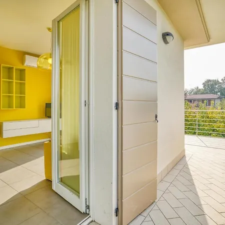 2 Bedroom Amazing In Puegnago Sul Garda * Raffa