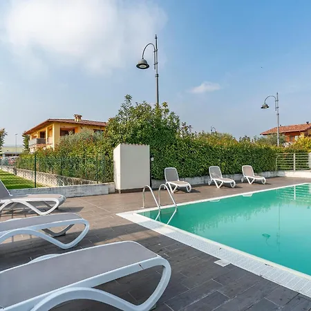 Pet Friendly In Appartement Puegnago